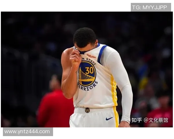 勇士与活塞激战全场精彩录像回顾12月2日比赛亮点分析与精彩瞬间分享 勇士与活塞激战全场精彩录像回顾12月2日比赛亮点分析与精彩瞬间分享