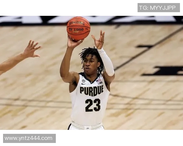 杰登艾维的篮球之路：从新星崛起到NBA未来之星的成长故事