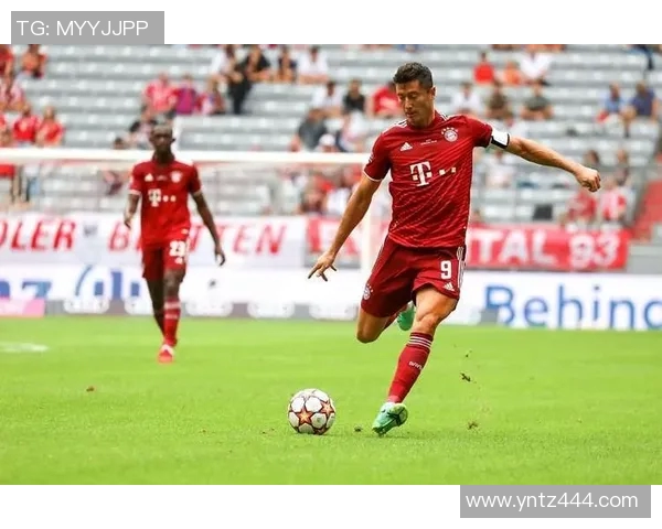 莱万领衔球队再创辉煌新赛季展现无与伦比的进攻实力与团队默契