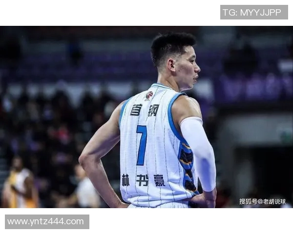 贾雷斯沃克的篮球之路：从新星崛起到NBA舞台的辉煌历程