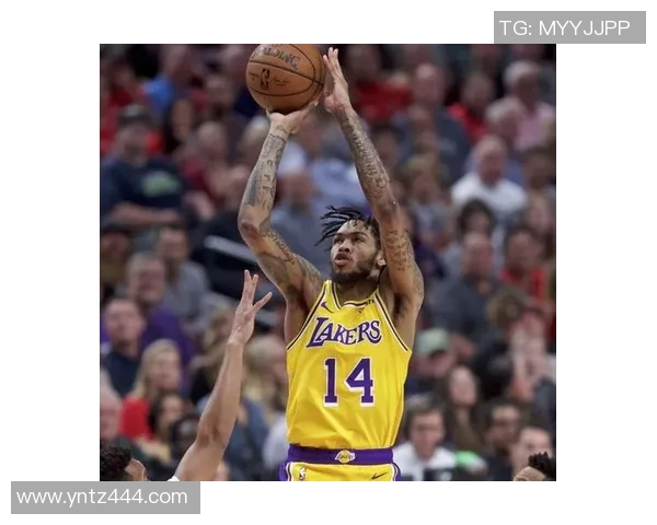 骑士队与湖人队激战正酣谁将赢得这场巅峰对决的胜利