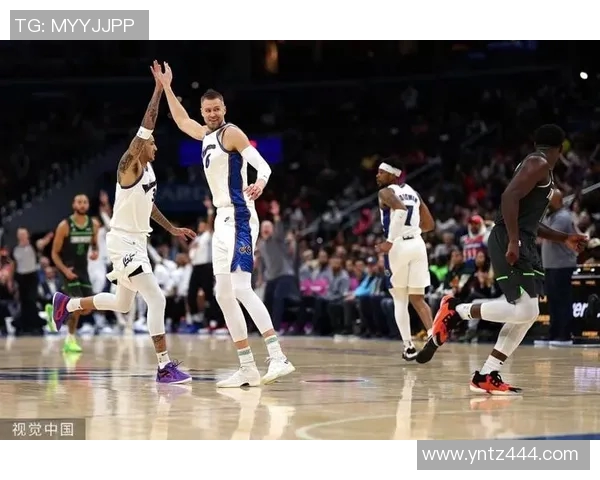 波尔津吉斯与唐斯的巅峰对决谁能在NBA赛场上笑到最后