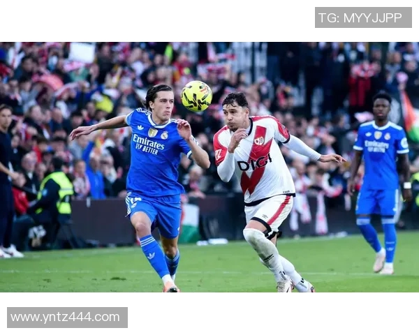 皇马与巴黎历史交锋回顾及战绩分析全景展现