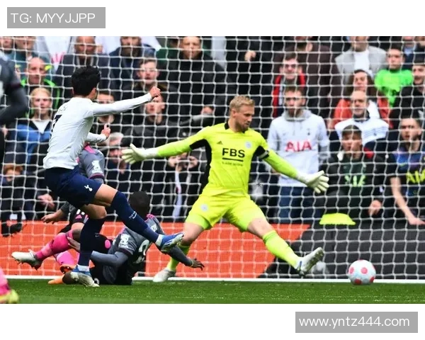 热刺与莱斯特城精彩对决集锦回顾赛场瞬间尽显足球魅力与激情