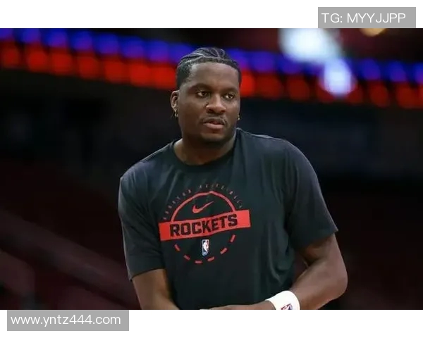 克林特卡佩拉如何在NBA赛场上展现自己的全能实力与领导魅力 克林特卡佩拉如何在NBA赛场上展现自己的全能实力与领导魅力