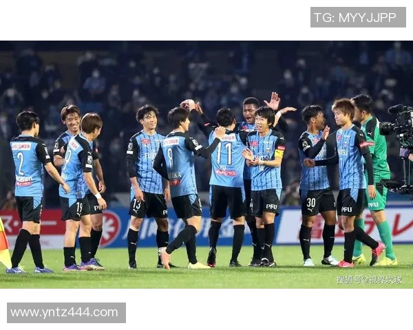 川崎先锋与水手的激烈对决展现足球魅力与团队精神的巅峰较量 川崎先锋与水手的激烈对决展现足球魅力与团队精神的巅峰较量