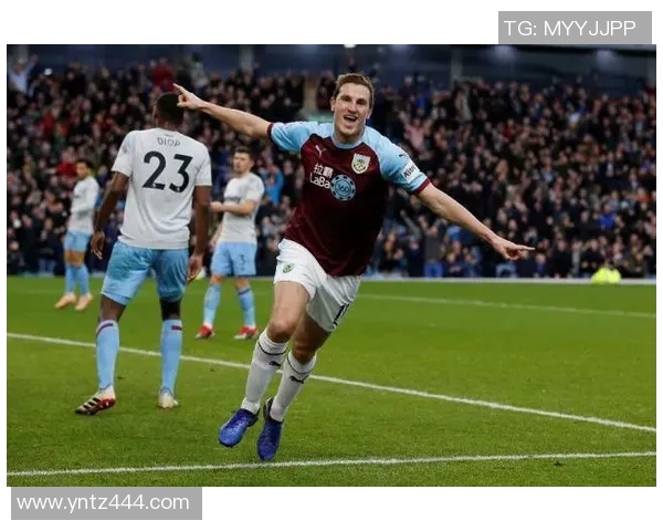 巴恩斯利与伯顿对决前瞻分析及赛季表现比较