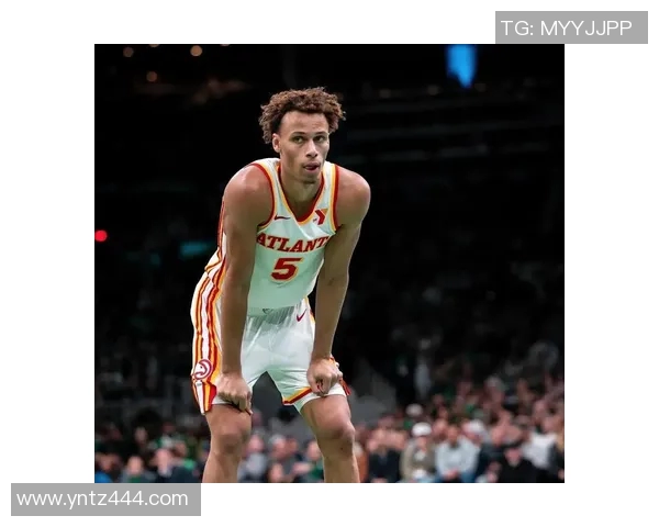 戴森丹尼尔斯的崛起之路:从青涩新星到篮球赛场的闪耀之光 戴森丹尼尔斯的崛起之路:从青涩新星到篮球赛场的闪耀之光