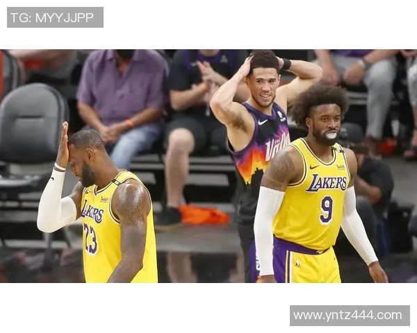 湖人对阵太阳精彩比分回顾及赛后分析全景呈现 湖人对阵太阳精彩比分回顾及赛后分析全景呈现