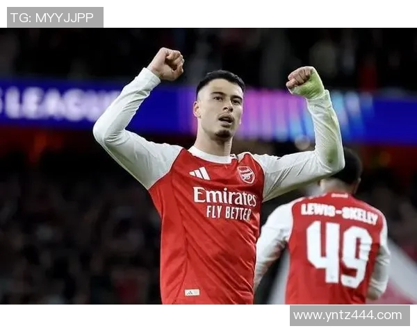 马丁内利：从青涩小将到足坛新星的蜕变之路